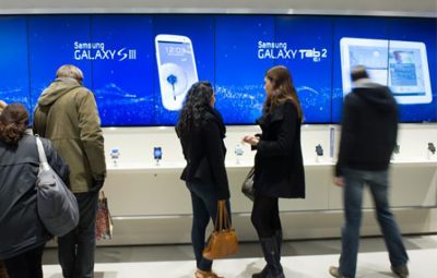 first-samsung-mobile-store_12