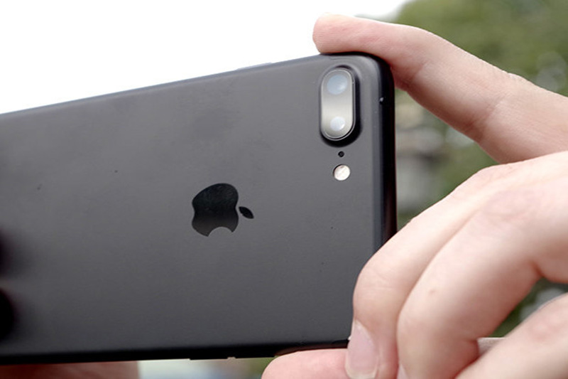 اپل با همکاری ال جی اینوتک، آیفون ۸ را به دوربین سه بعدی مجهز می کند