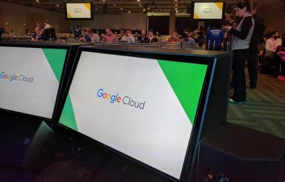 Google-Cloud-Next-2017-teleprompters-Novet